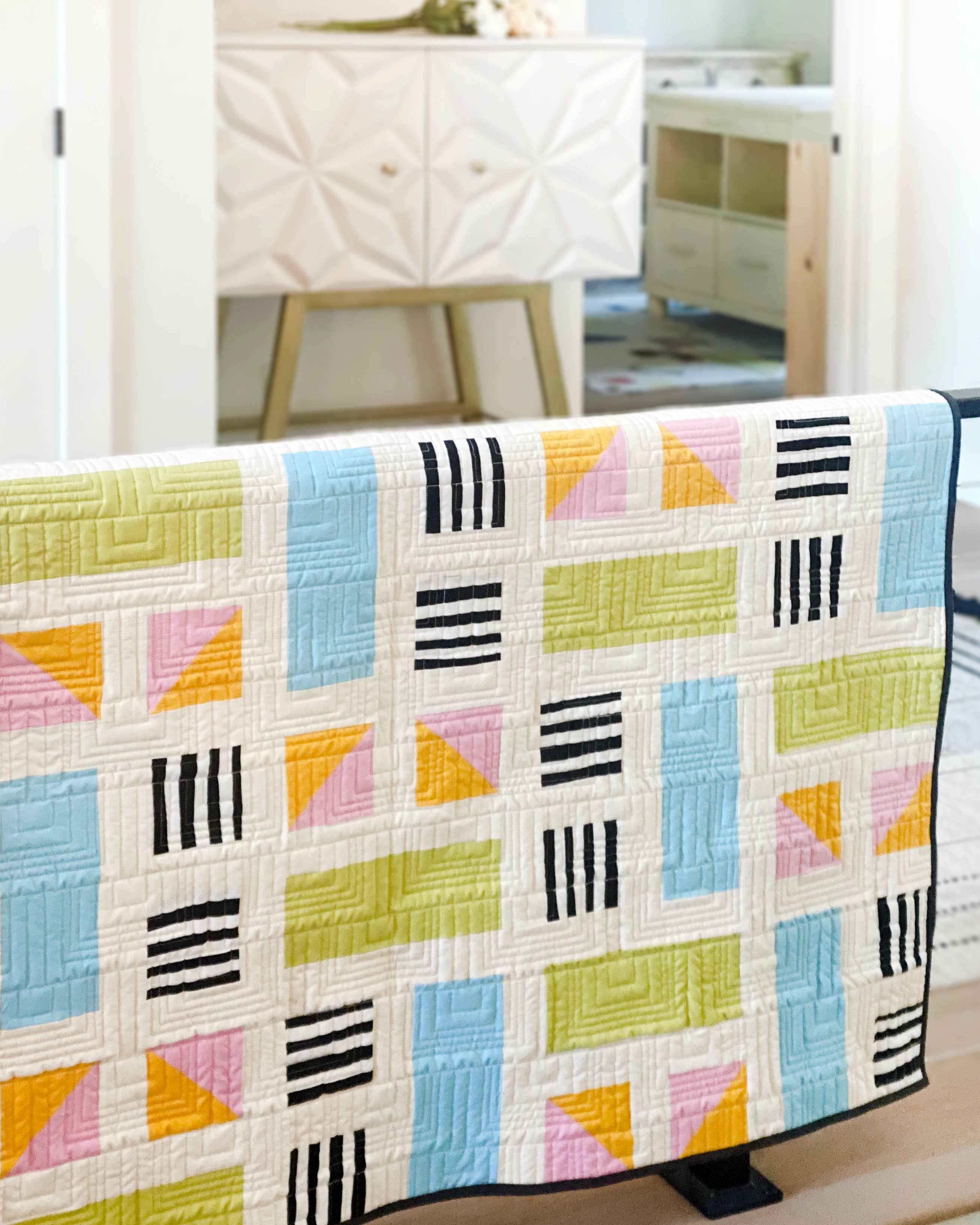 Quiltachusetts - Wholesale Craft Sewing Kit - Cake Walk Quilt Pattern3