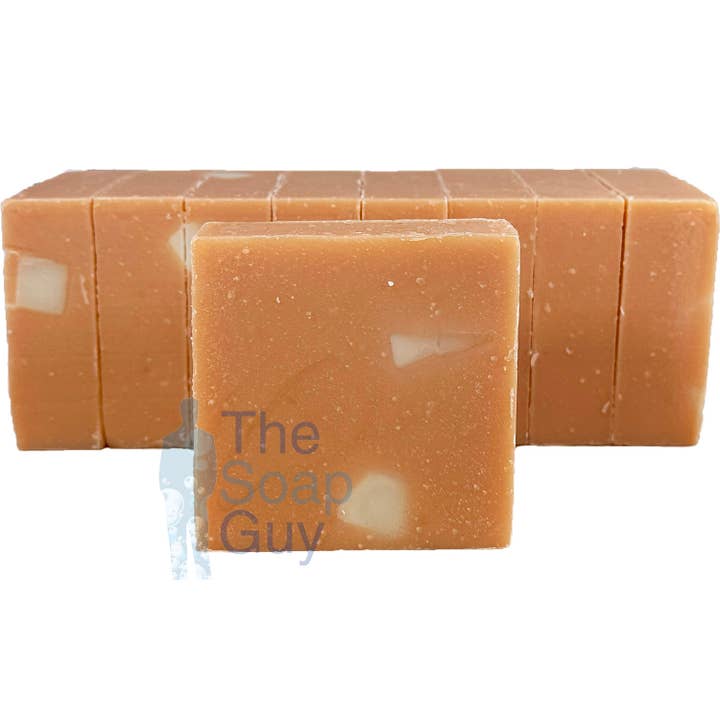 Savon à la camomille à l'abricot pour la vente par The Soap Guy