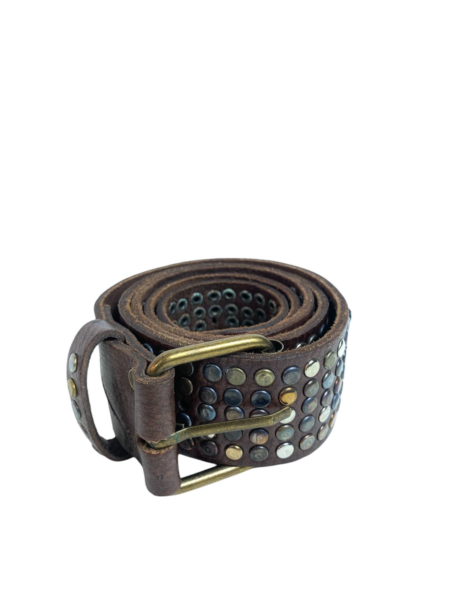 Berberwoolrug – Engroshandel Bælte - Dame – Nittebælte i læder med messing spænde, håndlavet1