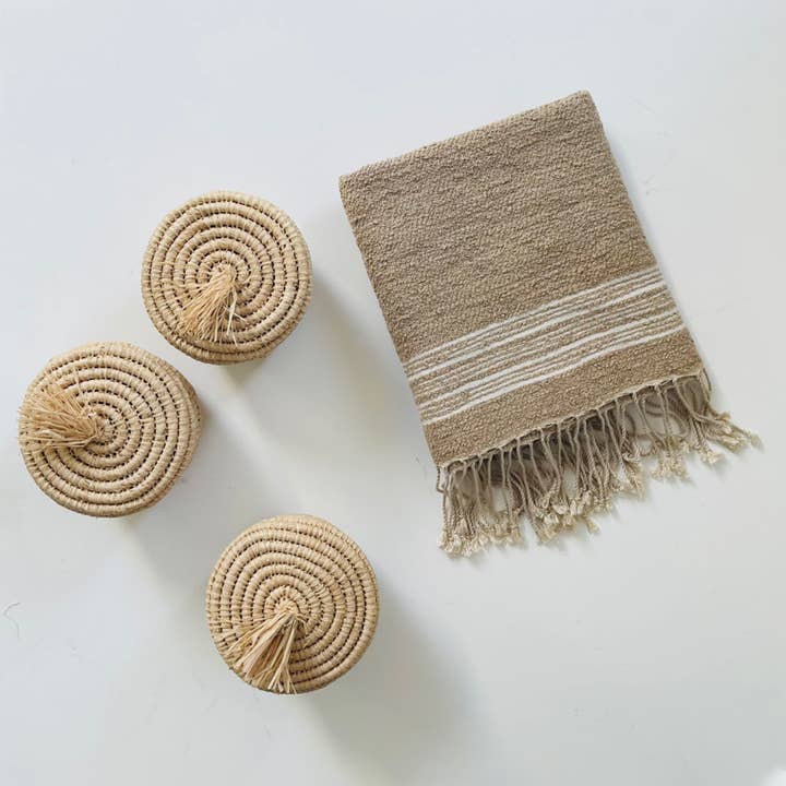 Raffia Container for wholesale by coë