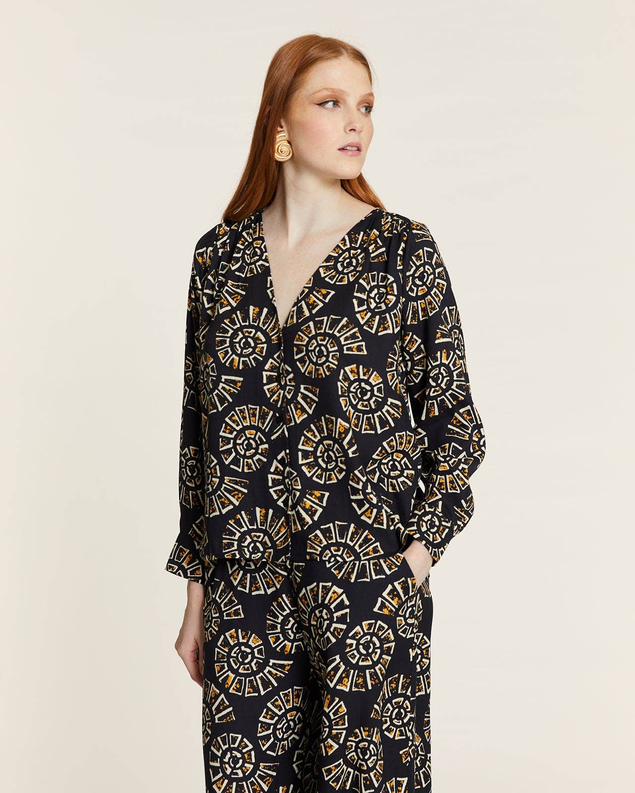 Pepaloves - Wholesale Button Down Shirt - Women's - CAMISA CARACOLAS CON CUELLO DE PICO0