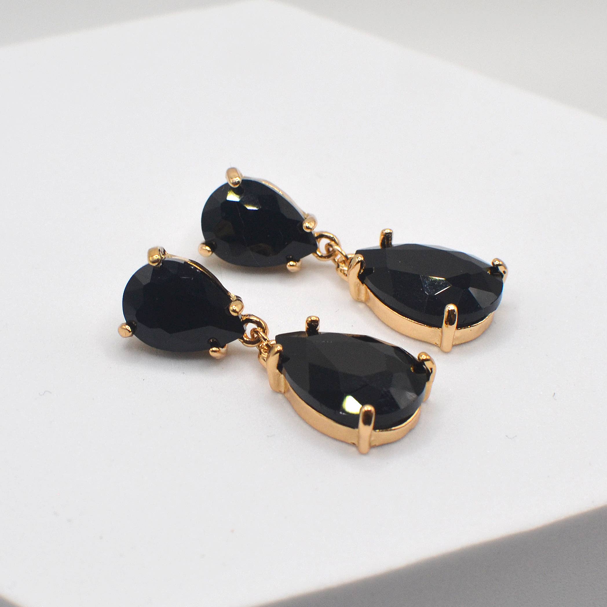 StarryNYC - Wholesale Dangle Earrings - Teardrop Glass Stone Dangle Crystal Bridal Earrings20