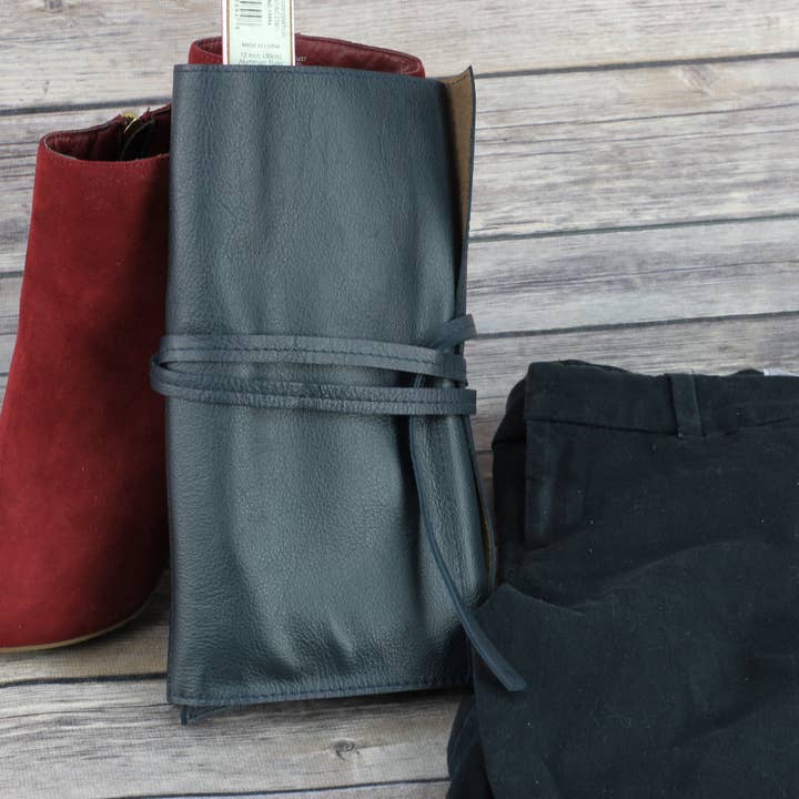 Leather Impressions Inc - Wholesale Cord Holder - Leather Roll up Cord Keeper Wrap Around Tech Case20