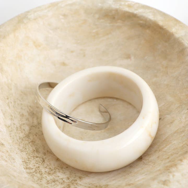 Angels Whisper Accessories - Wholesale Bangle bracelet - Cream Resin Cuff Bangle1