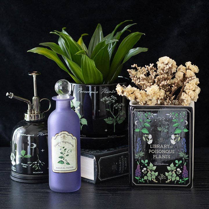 Something Different Wholesale - Vendita all'ingrosso Vasi - Vaso a forma di libro botanico gotico di piante velenose4