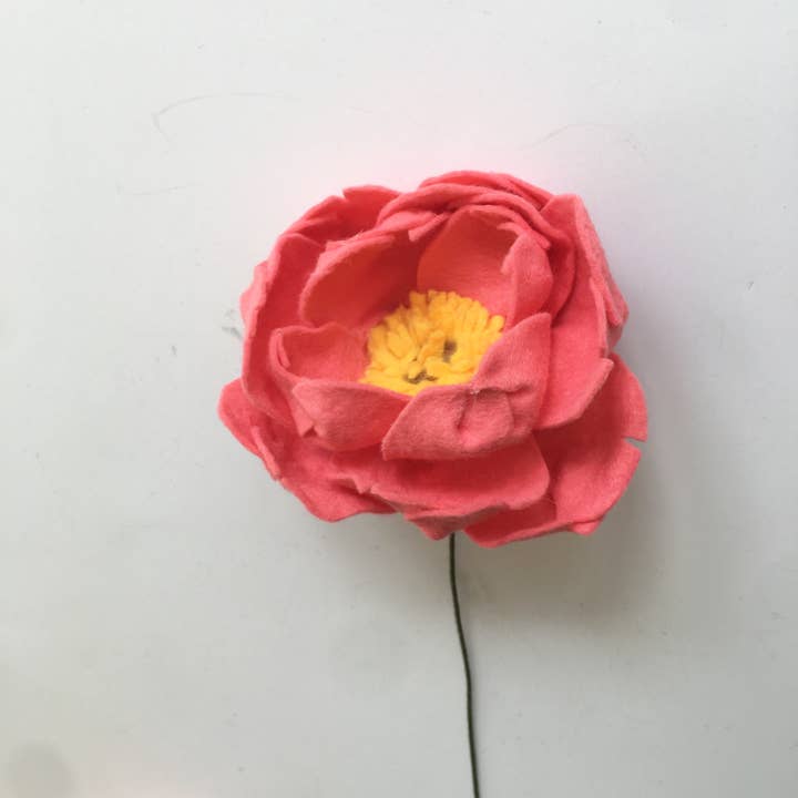Fleurish Felt Flower Co. – wholesale Konstgjorda blommor – Pionfiltblommor4