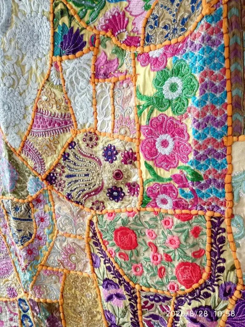 GYPSY STUDIO - Wholesale Tapestry/Textile - Yellow Patchwork Embroidery Handmade Sari Patchwork Tapestry2