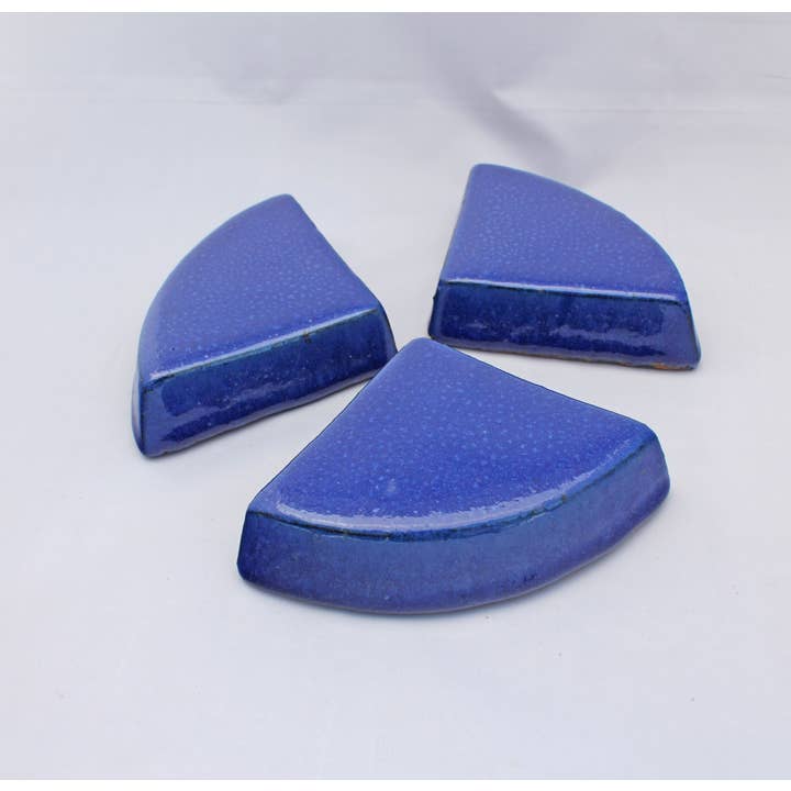 Pot Feet, Falling Blue, Set Of 3- 4" X 1", Sold In Bundle Of 5
for wholesale by Pacific Home & Garden