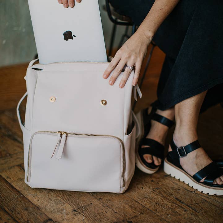 Rori & Rose - Wholesale Diaper Bag - Baby - Aurora Mom Bag with Wet Dry Bag and Hooks14