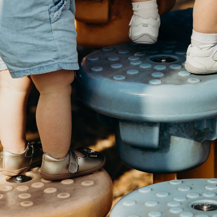 pediped footwear - Wholesale Athletic Sneakers - Kids - Dani - Grip ‘n’ Go™ | White/Grey7