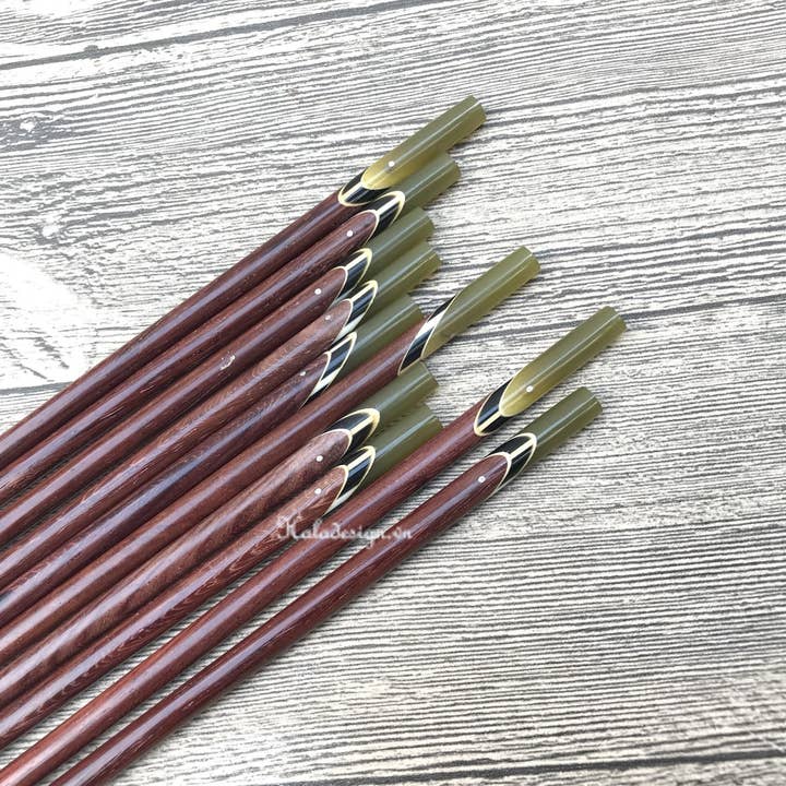 Hala Design - Wholesale Chopsticks - Assorted Personalized Japanese Rosewood Chopstick