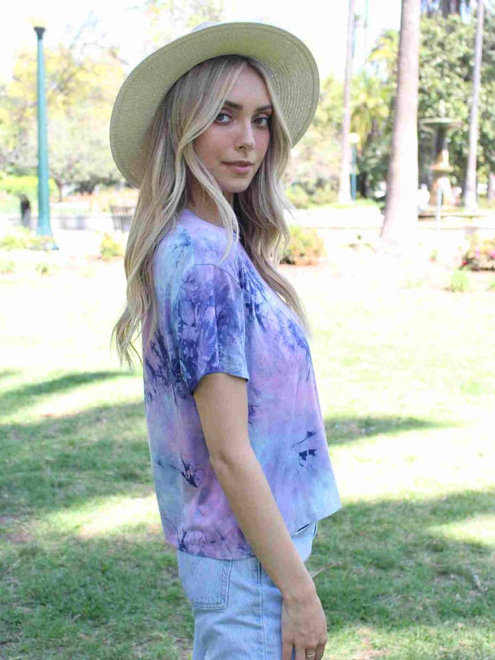 Good Stuff Apparel - Wholesale T-Shirt - Women's - Women's Short Sleeves Crew Neck Tie Dye Crop Tee2