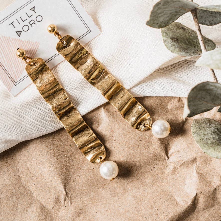 Tilly Doro - Wholesale Dangle Earrings - Wave & Pearl earrings3