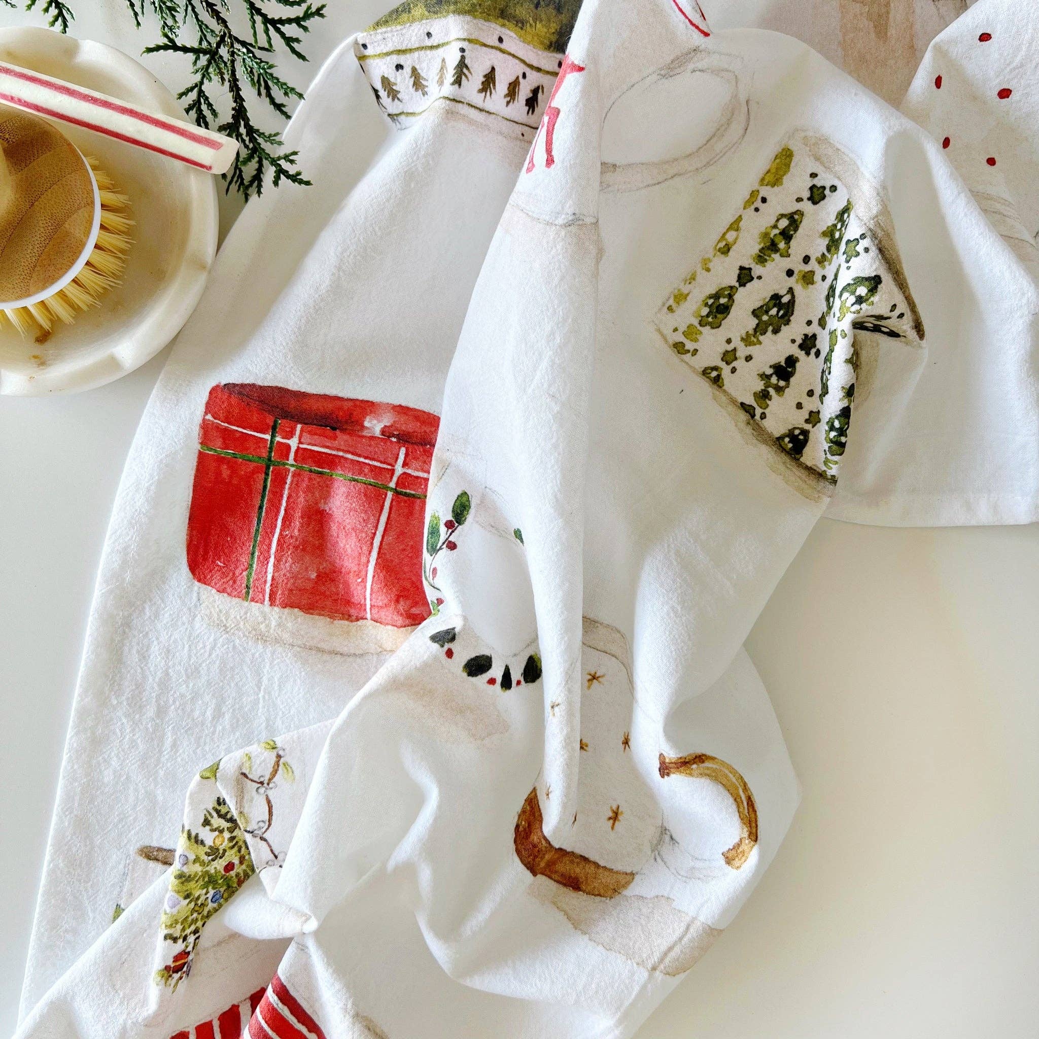 emily lex studio - Wholesale Tea towel - christmas mugs tea towel3