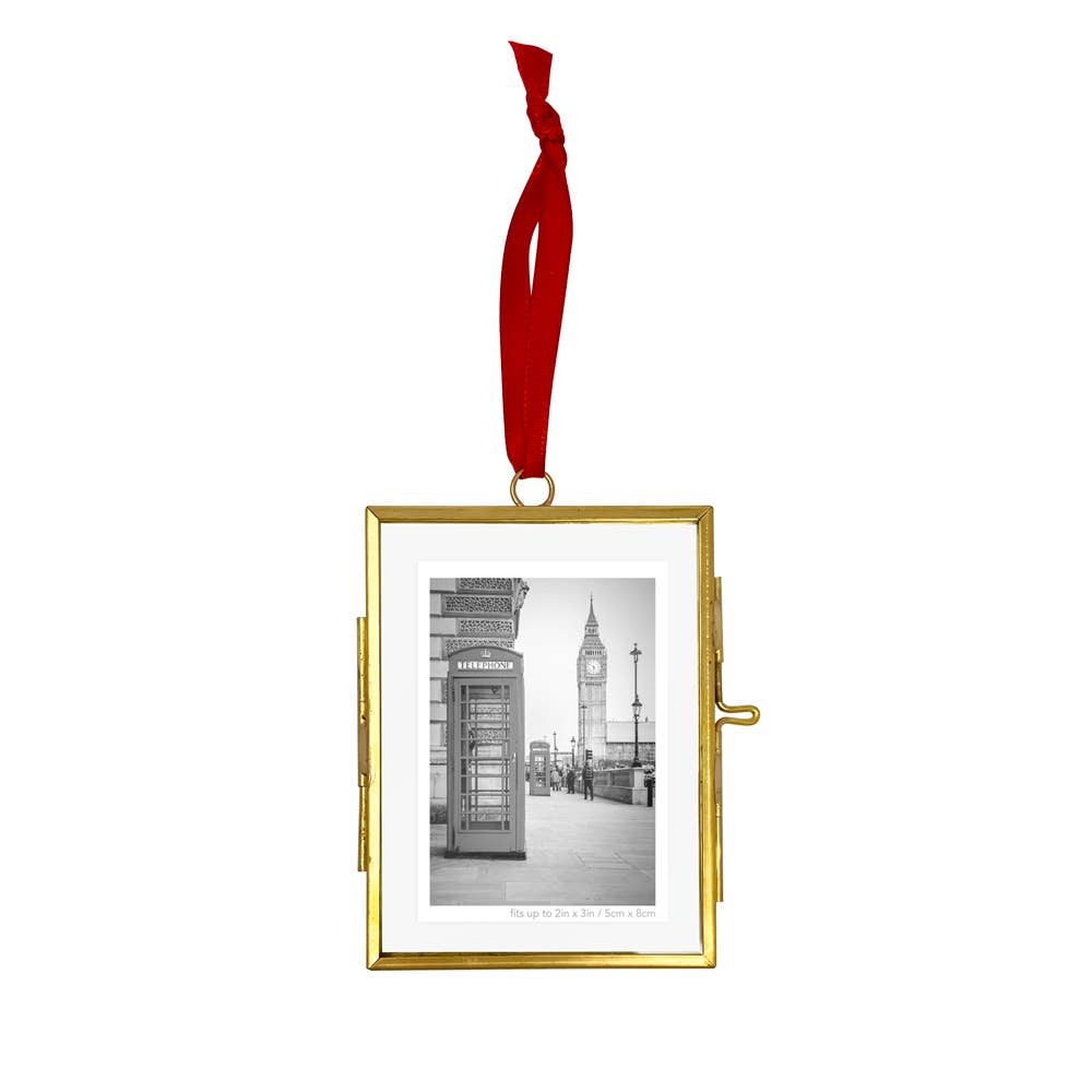 Isaac Jacobs International - Vendita all'ingrosso Cornice portafoto - Cornice ornamentale vintage in ottone e vetro Isaac Jacobs 5,2 x 7,6 cm3