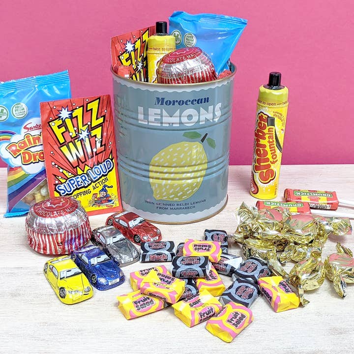 MixPixie - Wholesale Hard Candy - Retro Sweets In Retro Tins