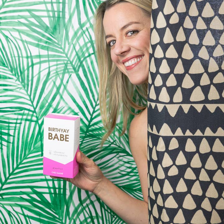 Chez Gagné - Wholesale Shower steamer/bomb - Birthyay Babe - Birthday Shower Steamers - Grapefruit - Set of 83