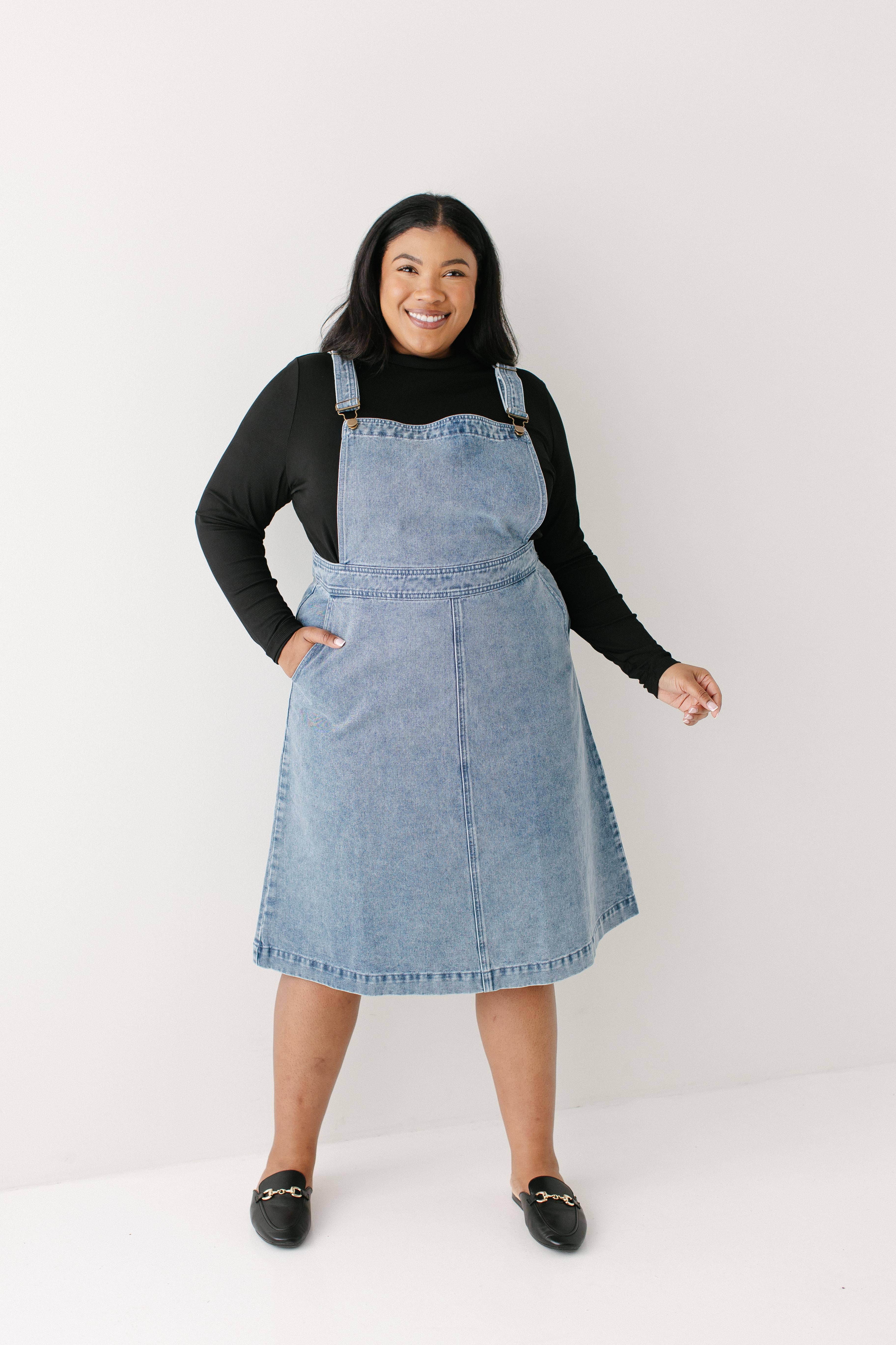 Vintage Wash 'Bailey' Denim Overall Dress for wholesale on Faire1