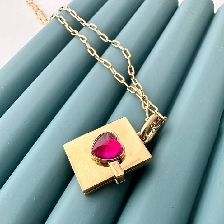 Honeycat Jewelry - Wholesale Locket Necklace - Love Note Locket8