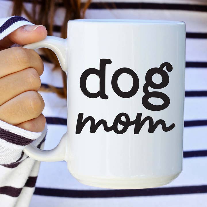 15 oz Dog Mom Keramik Kaffeetasse, Pelz Mama Keramiktasse für den Großhandel von Amber Marie Design
