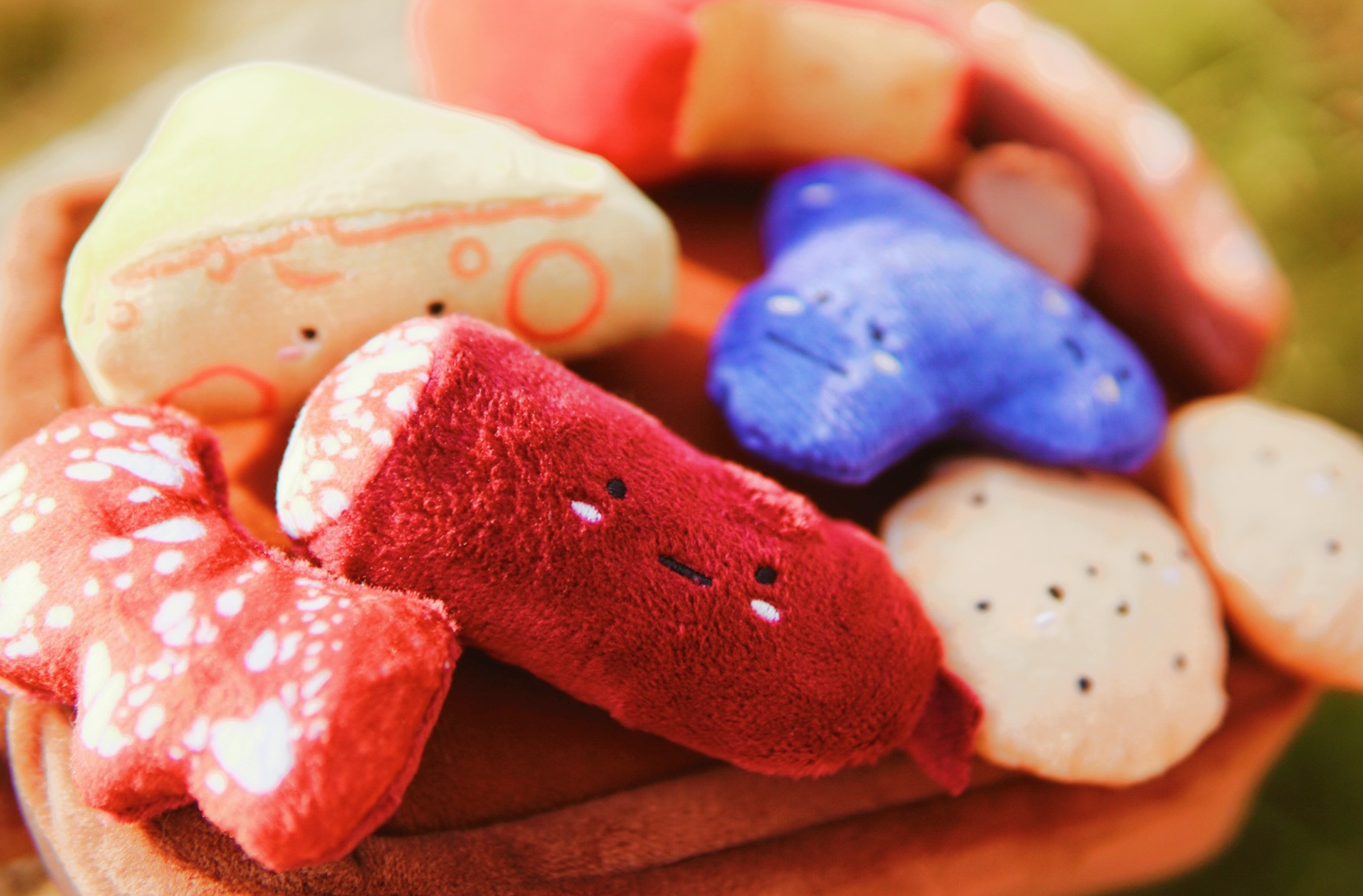 Woof & Co. - Wholesale Pet Plush Toy - Dog - Barkuterie Board Multipiece Pet Plush Toy Ecofriendly11