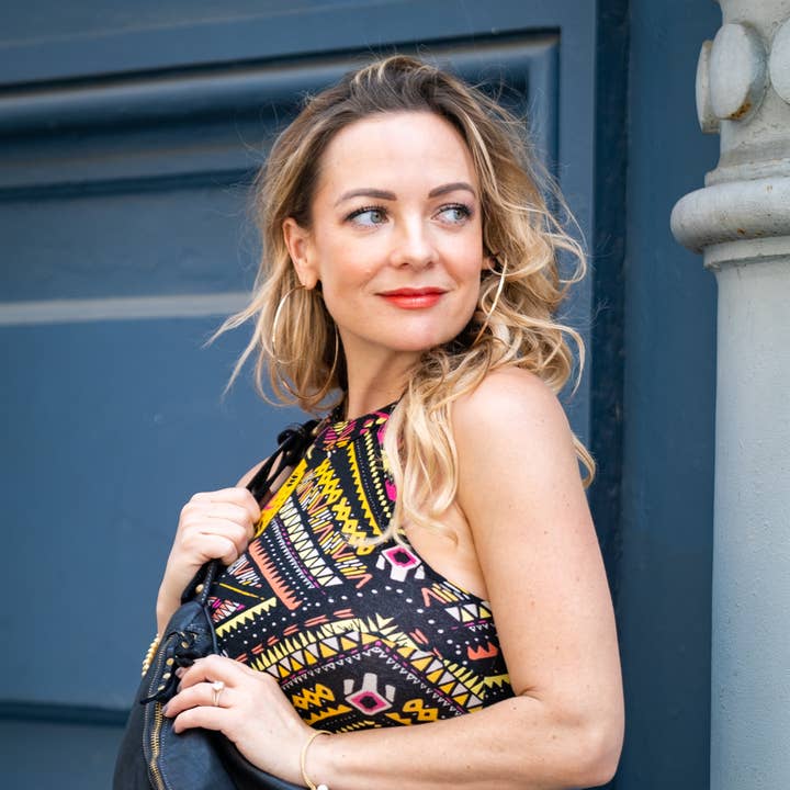 Bella Large Leather Sling Bag and other Purchase Wholesale bolsa. Free Returns & Net 60 Terms on Faire trending on Faire.