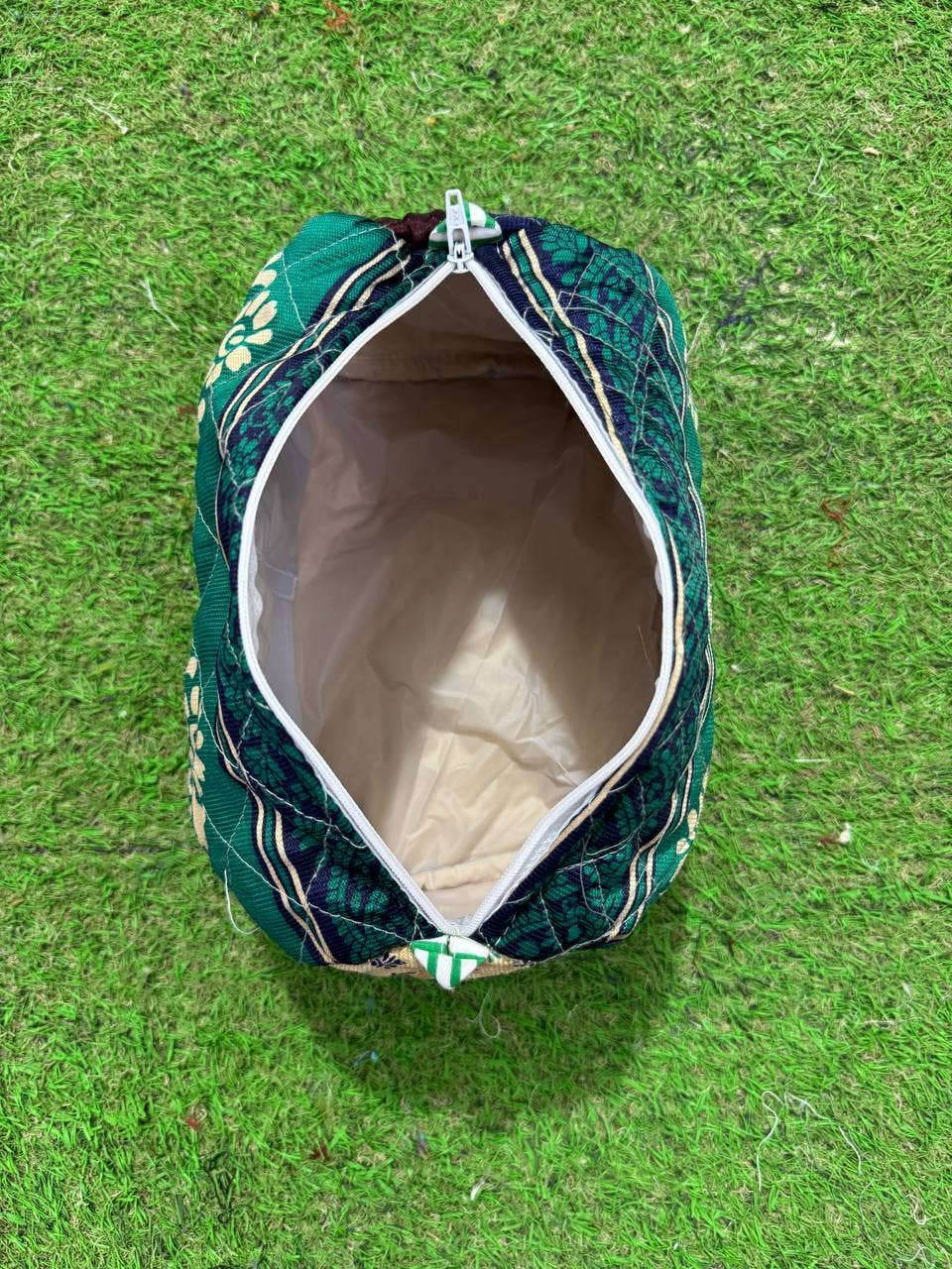 GYPSY STUDIO – wholesale Make-up/cosmetic bag – Silk Quilted 3 pcs Cosmetic Bag Set Woman's Travel Handbags6