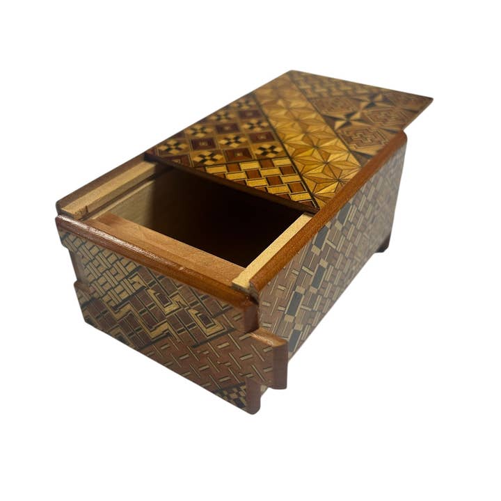 Boîte à astuces 12 étapes en marqueterie de Hakone – Artisanat traditionnel japonais de puzzle pour la vente par Valley Edge Digital