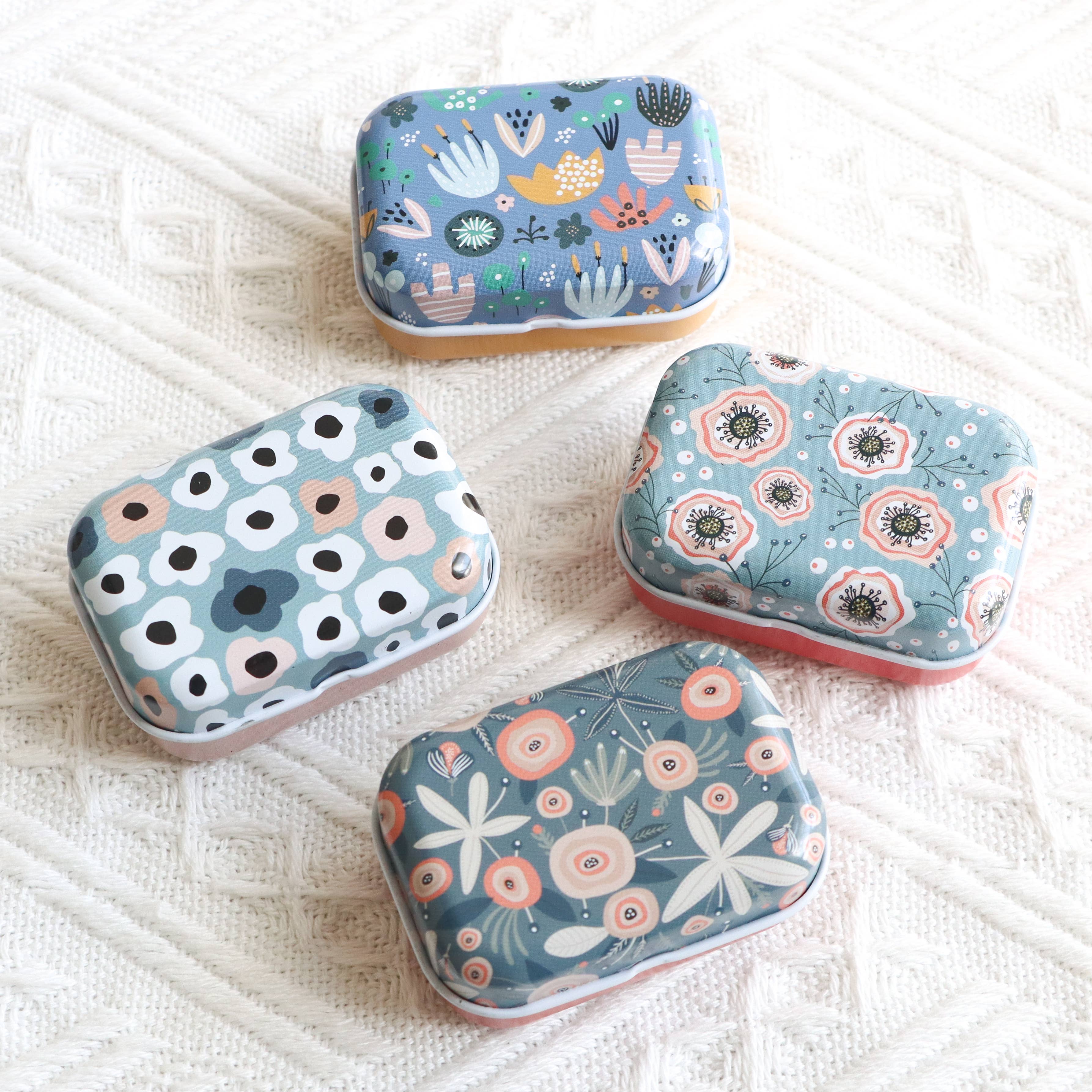 SChandworks - Wholesale Embroidery/Cross Stitch Supplies - Small Magnetic Needle Case 5