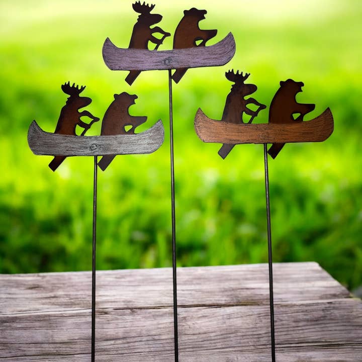 Canoa picchetto da giardino alce picchetto per piante piante da appartamento rifugio orso per la vendita all'ingrosso da parte di Iron Jewel