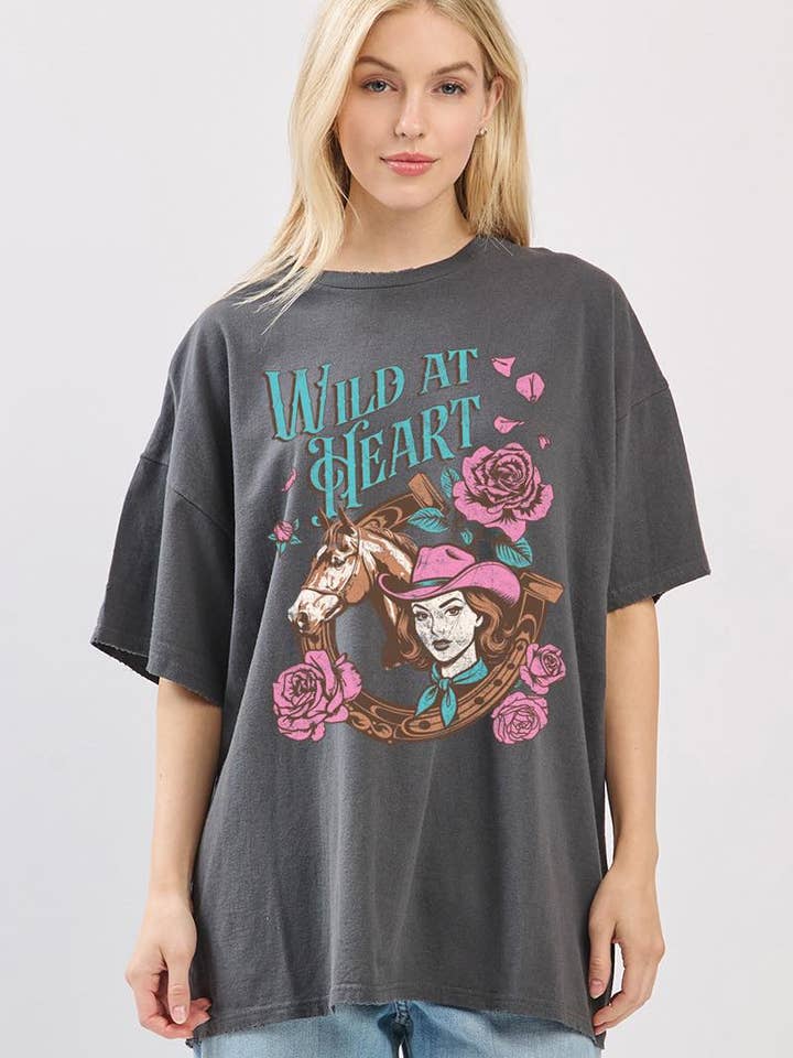 T-shirt box oversize sans coutures à motif cowgirl « Wild At Heart » pour la vente par Zutter