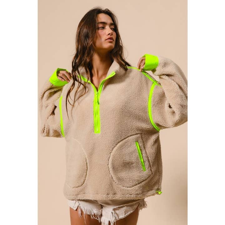 IVE - Wholesale Jacket – Women's - Contrast Edge Half Zip Up Sherpa Jacket2