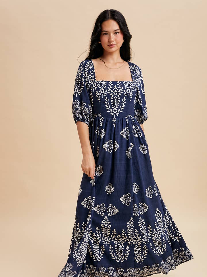 ROBE MAXI IMPRIMÉE STATION BALNÉAIRE pour la vente par In Loom