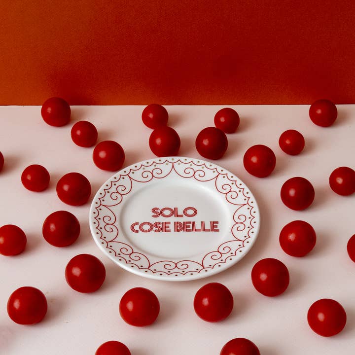 ilaria.i - Wholesale Dinner Plate - SOLO COSE BELLE RED - Porcelain plate with writing