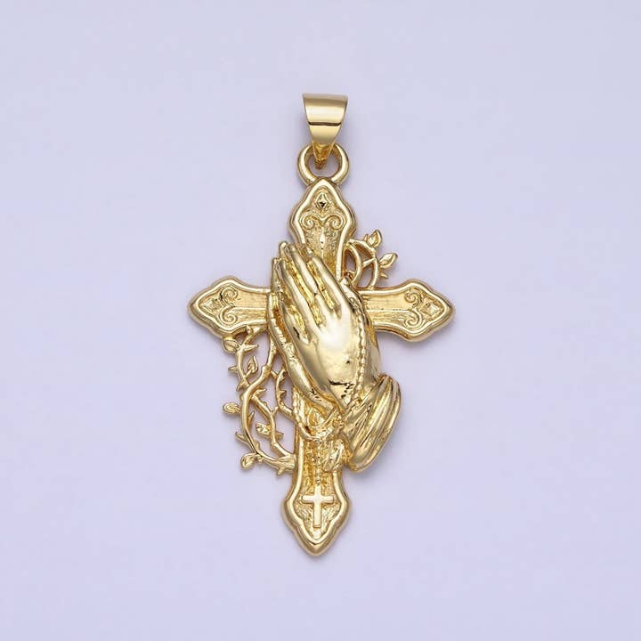 Pendentif Croix Passion Religieuse Or Mains Pliées Vignes | AA158 pour la vente par Aim Eternal