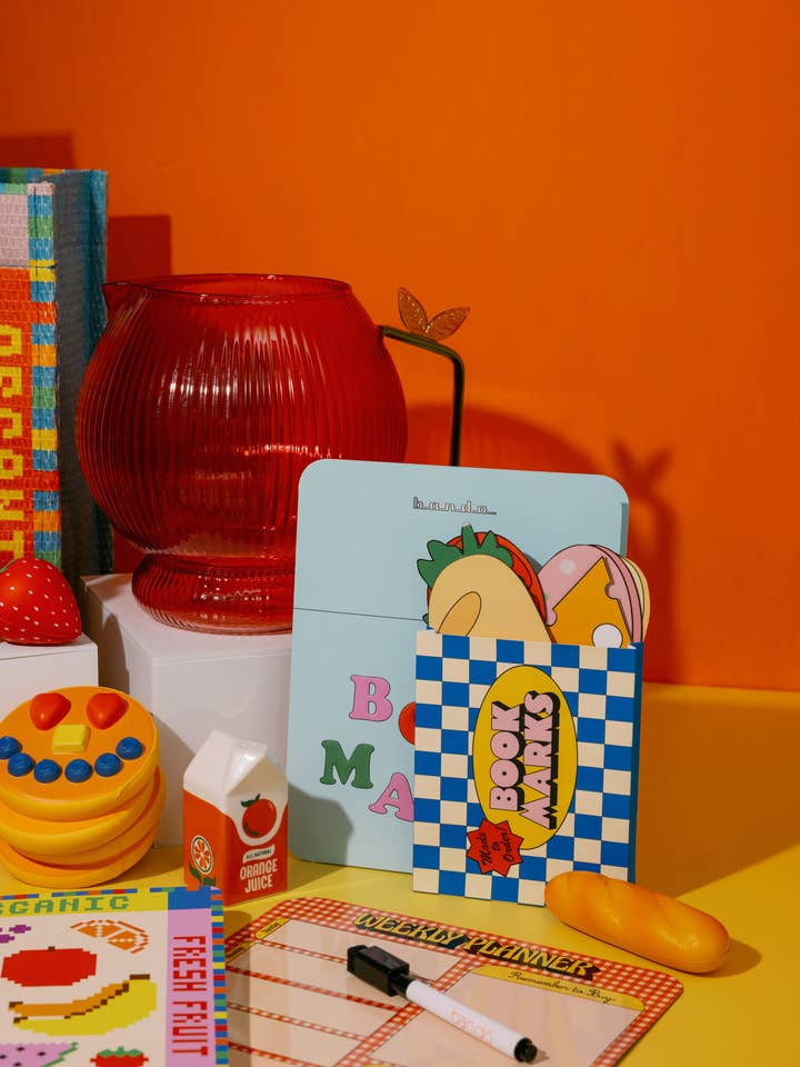 Pitcher, Apple for wholesale by Ban.do