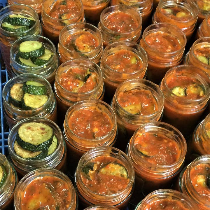 CONSERVES GUINTRAND – wholesale Inlagda grönsaker – Friterad zucchini med tomat PG 327 ml