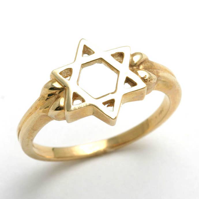 Jüdischer Davidstern-Ring aus 14-karätigem Gelbgold für den Großhandel von Bareket Fine Jewelry