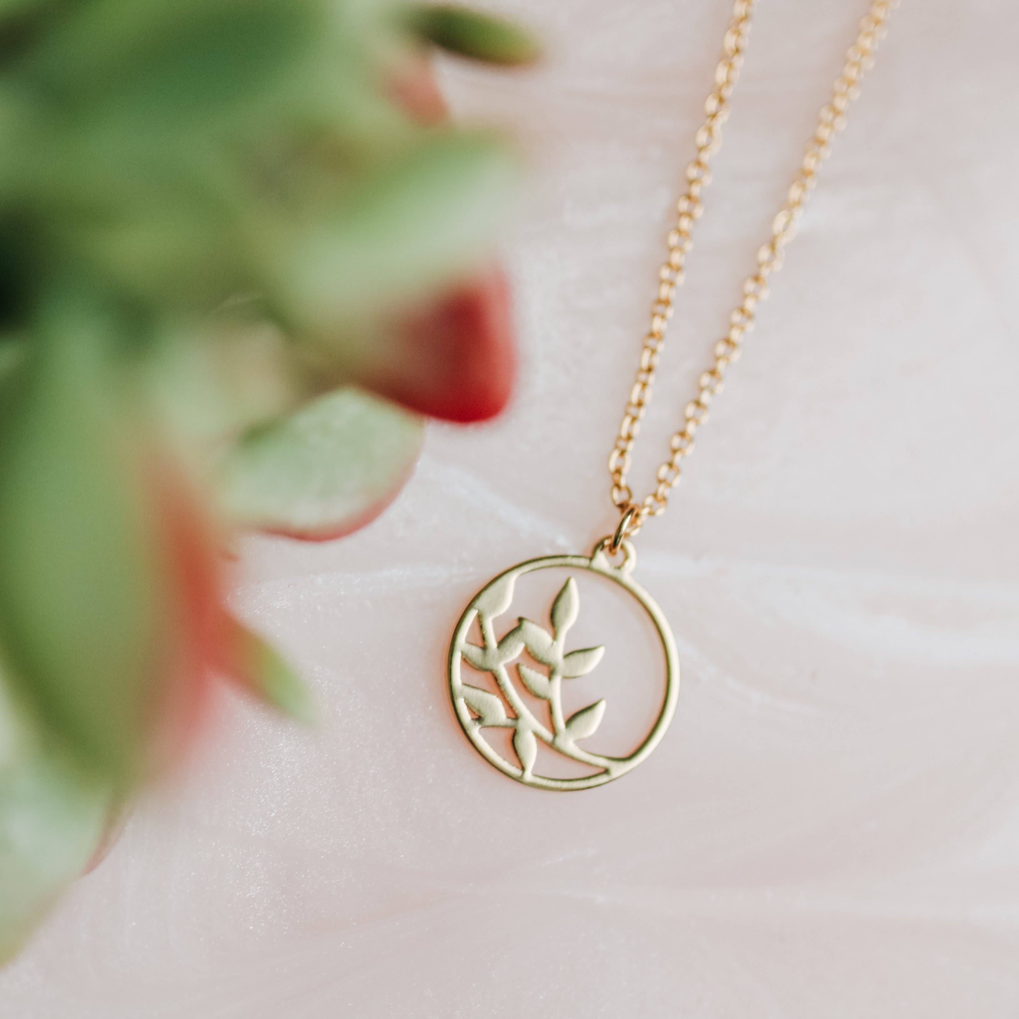 The Daily Grace Co - Wholesale Pendant/Charm Necklace - Planted Necklace3