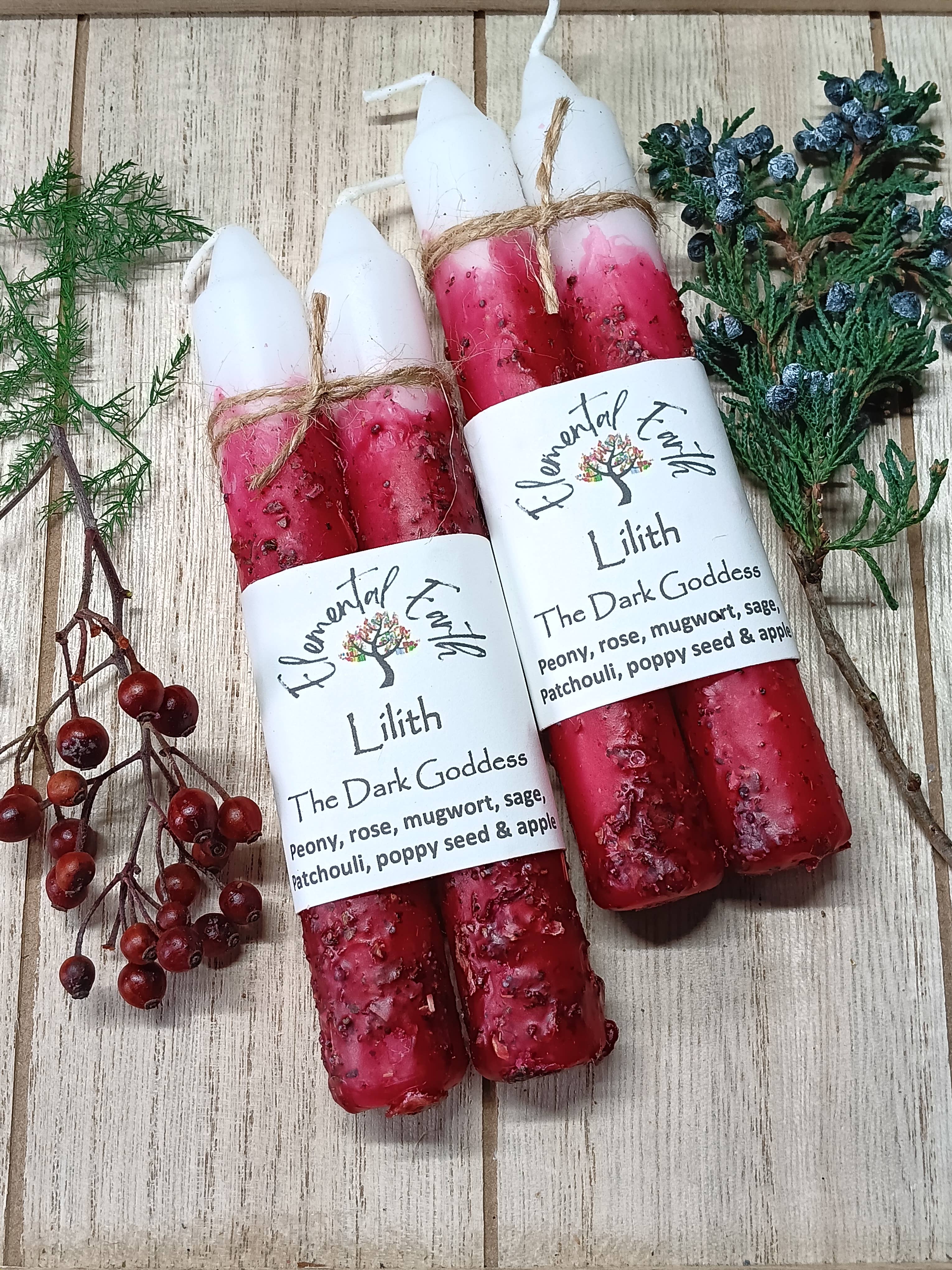 Elemental Earth Shop - Vente Bougies/bougeoirs coniques - Bougies d'intention aux herbes Lilith 15 cm1