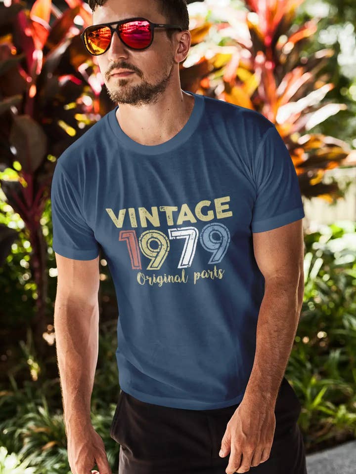 ULTRABASIC - Grafiskt tryckt vintage t-shirt 1979 för män djup svart för wholesale av ULTRABASIC