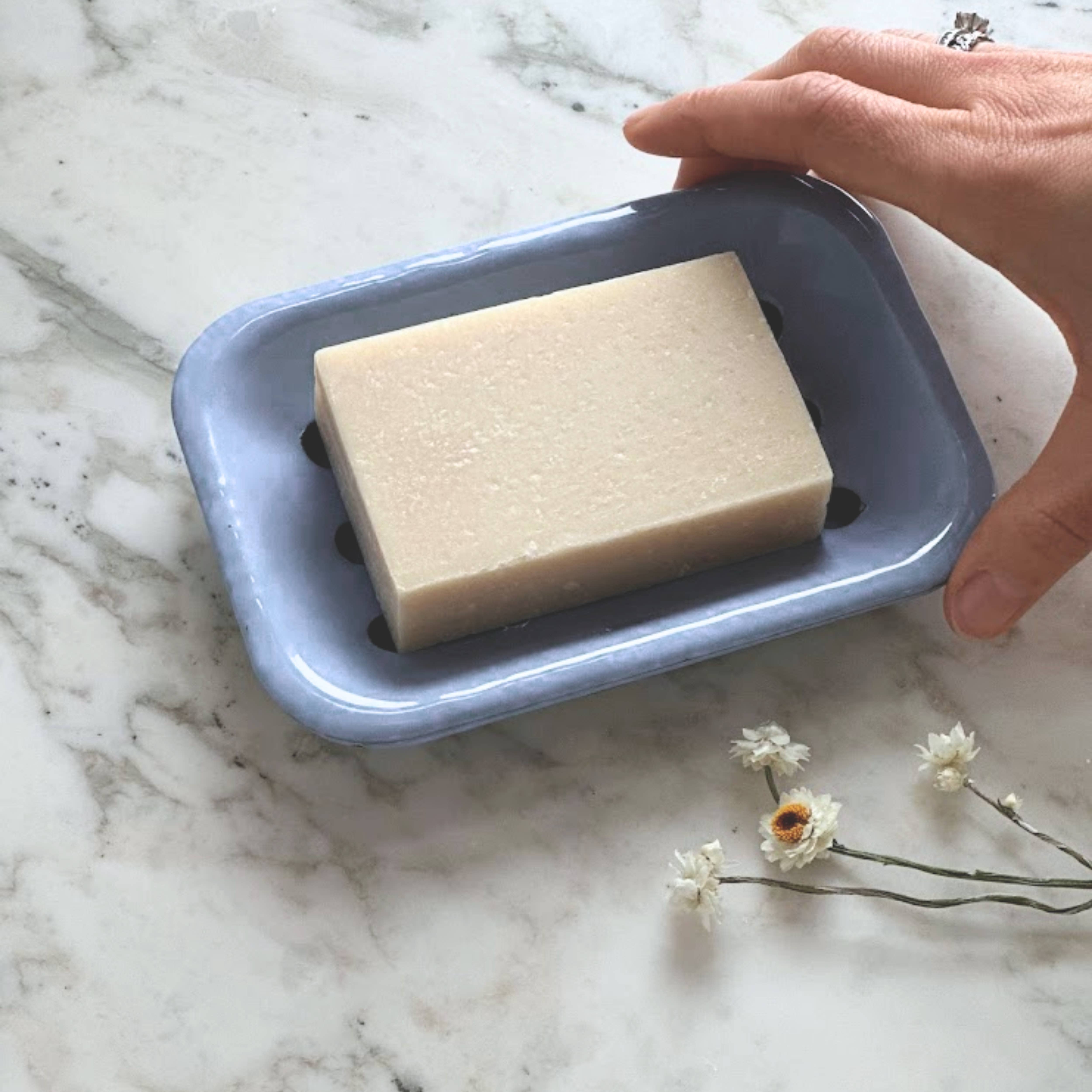 PILLOWPIA - Wholesale Bath Soap Dish - enamel soap dish in hydrangea blue1