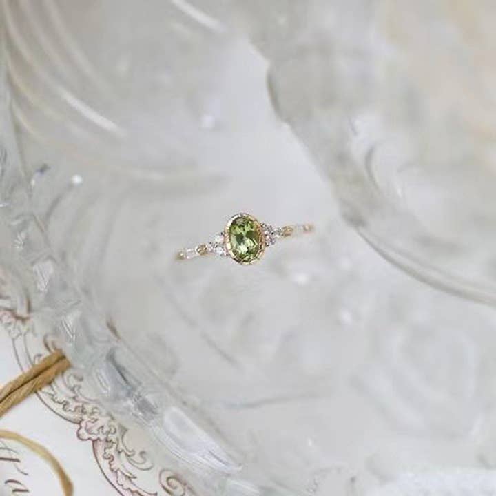 Revelari - Wholesale Multi-Stone Ring - Oval Green Gemstone Elegant Ring2