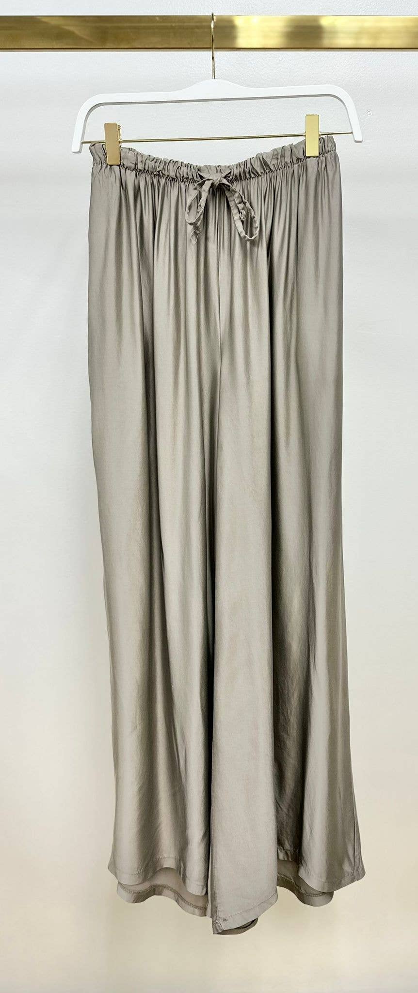 MILIO MILANO – wholesale Pants – Women's – SILKY WIDE LEG PANTS (11505)12