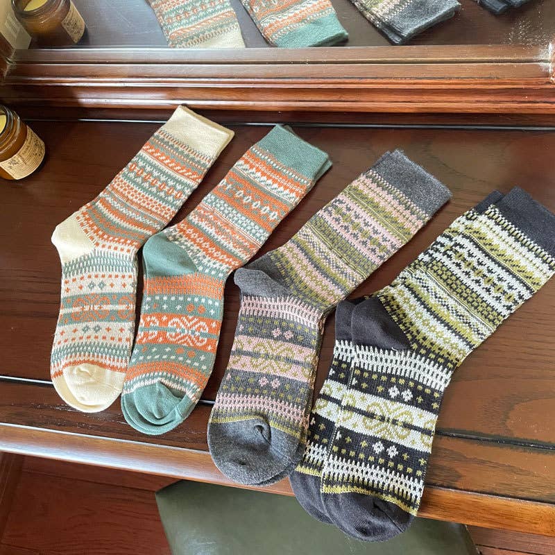 Tourtiwi - Wholesale Socks - Women's - Women's retro ethnic style striped socks9