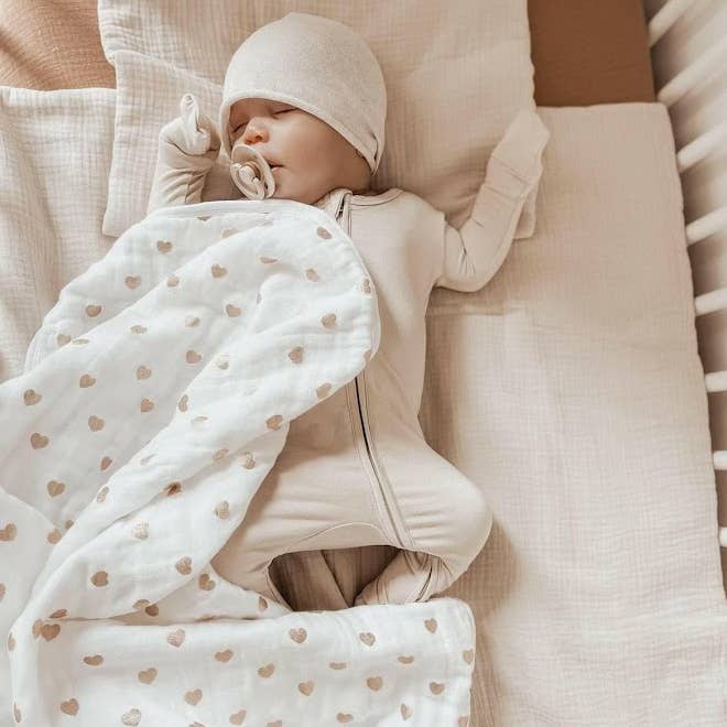 Couverture épaisse en mousseline de bambou (4 couches, couette légère) Love et autres tendances Résultats pour vêtement en petite quantité en vente B2B. Retours gratuits et paiement à 60 jours sur Faire sur Faire.