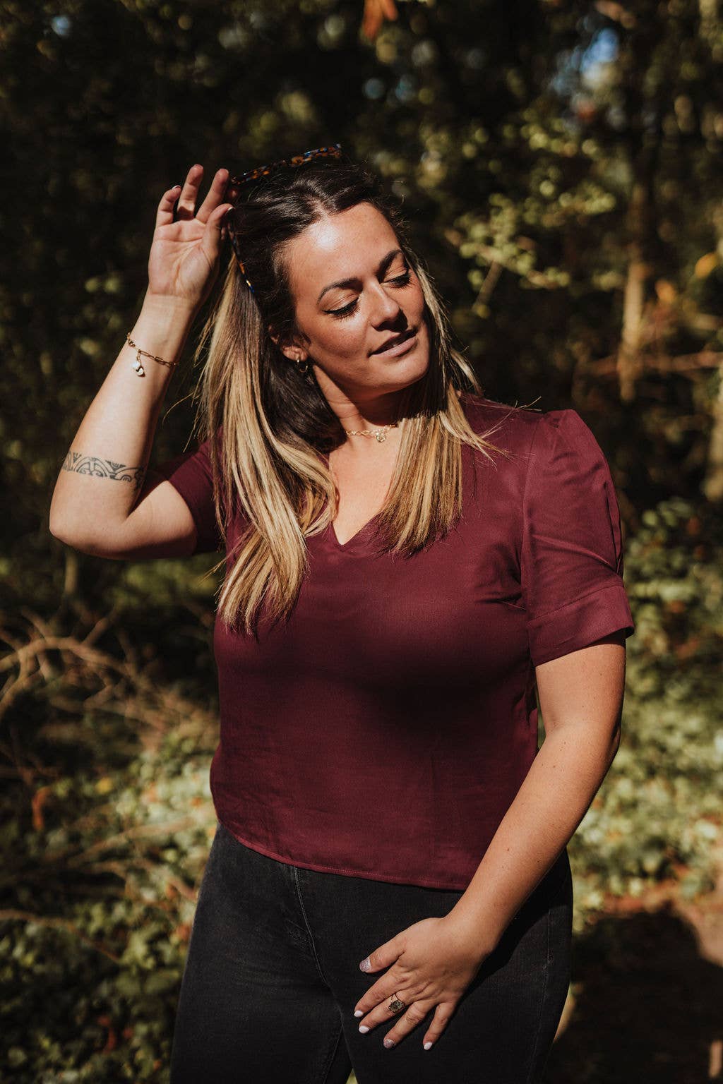 Sevenlie - Wholesale T-Shirt - Women's - Praha Blouse - Bordeaux - Short sleeves3