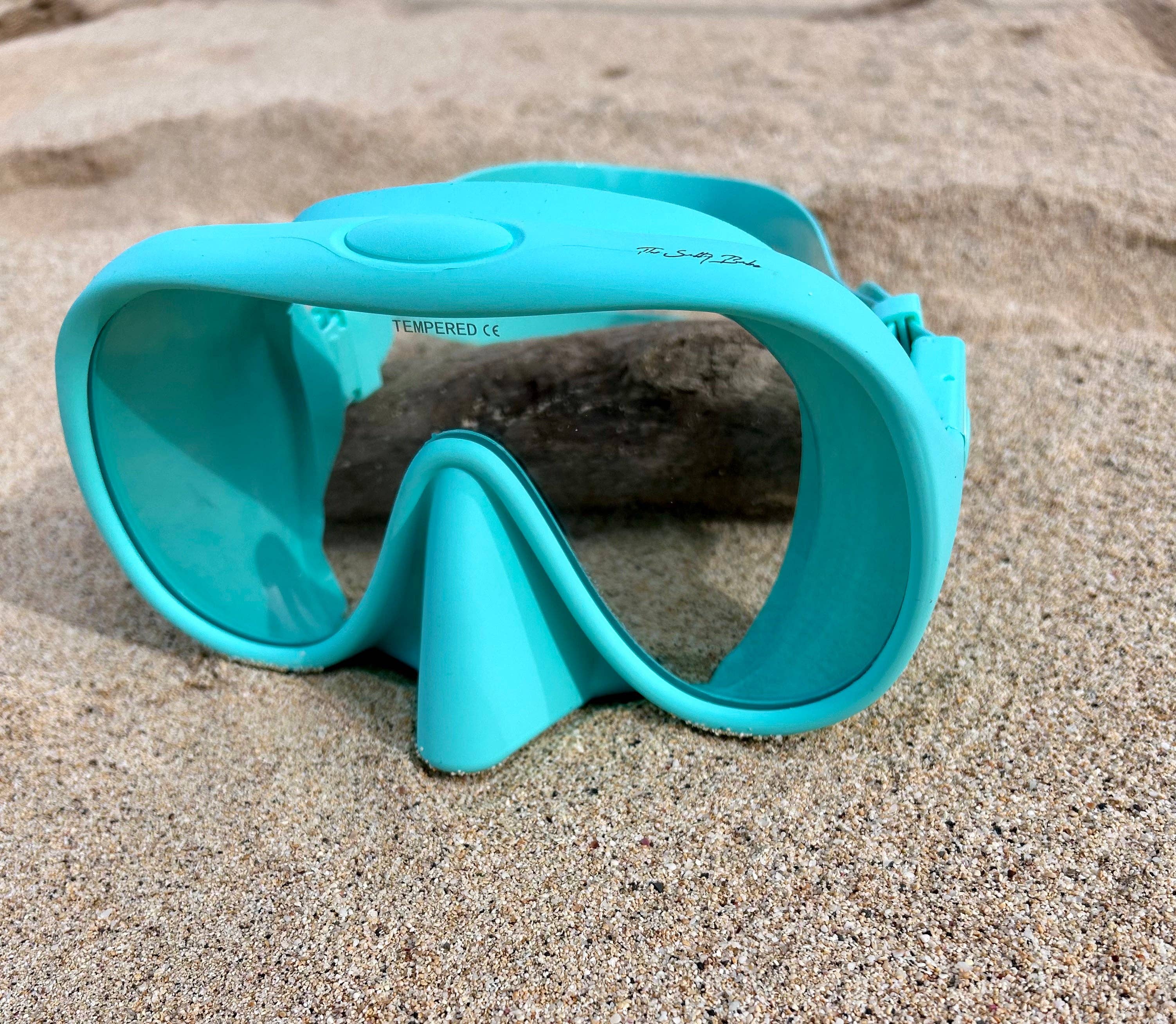 The Salty Babe - Wholesale Swim Goggles - Unisex - Looking Glass Dive Mask6