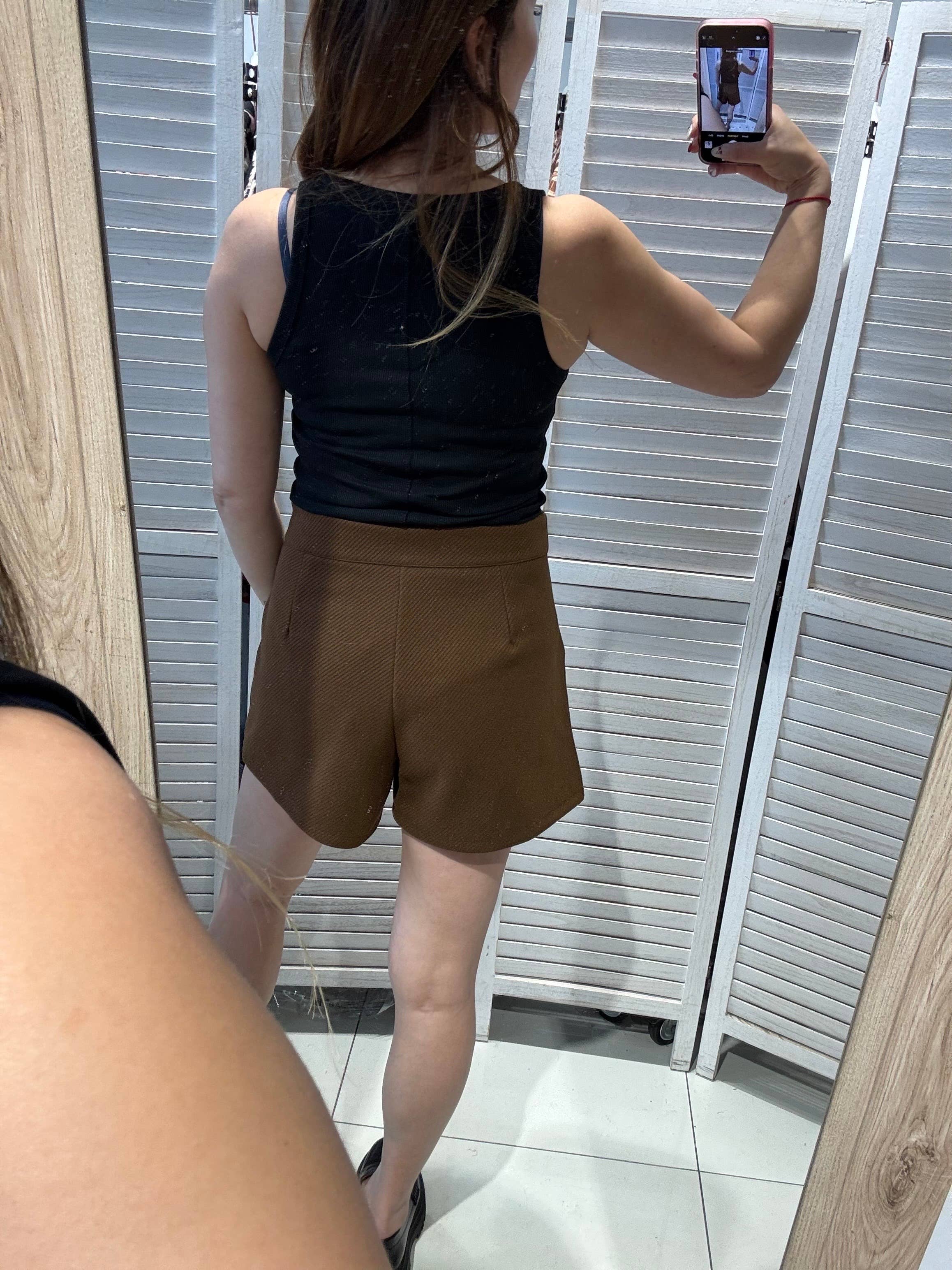 VICTORIA&ISAAC - Wholesale Shorts - Women's - Elegant Women's Shorts - 1336brown3