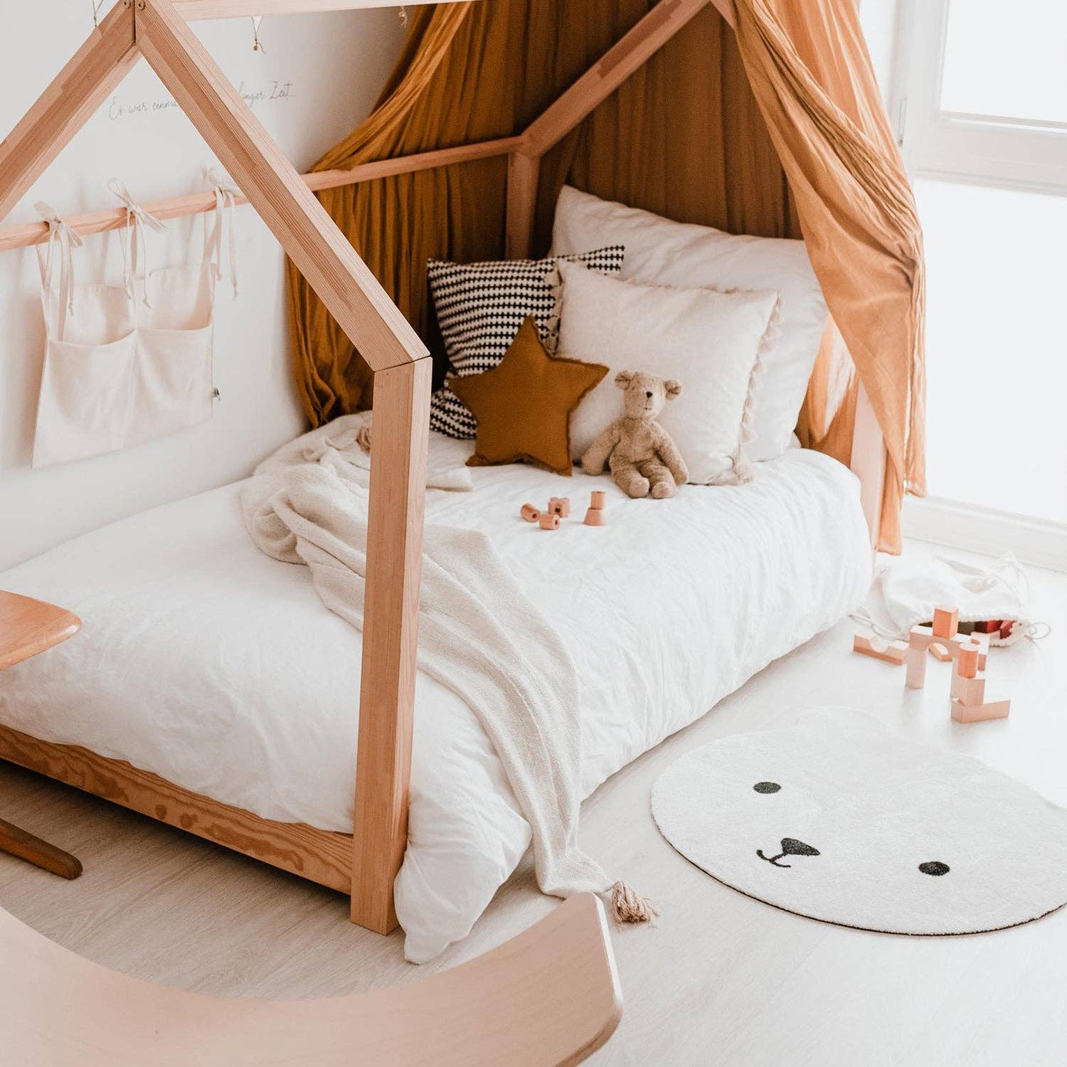 Eulenschnitt - Wholesale Area Rug - Kids & Baby - washable children's rug bear3